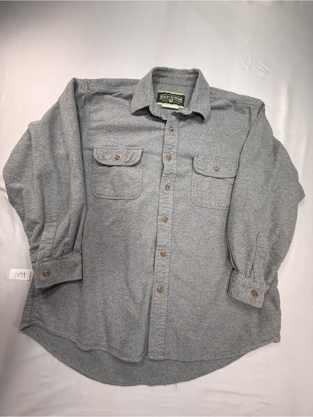 Field & Stream Men's Light Gray Button-Down Flannel Shirt